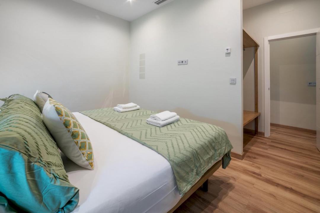 2 Bedrooms 1.5 Bathrooms Furnished - Justicia - Refurbished - Mintystay Madrid Exterior foto