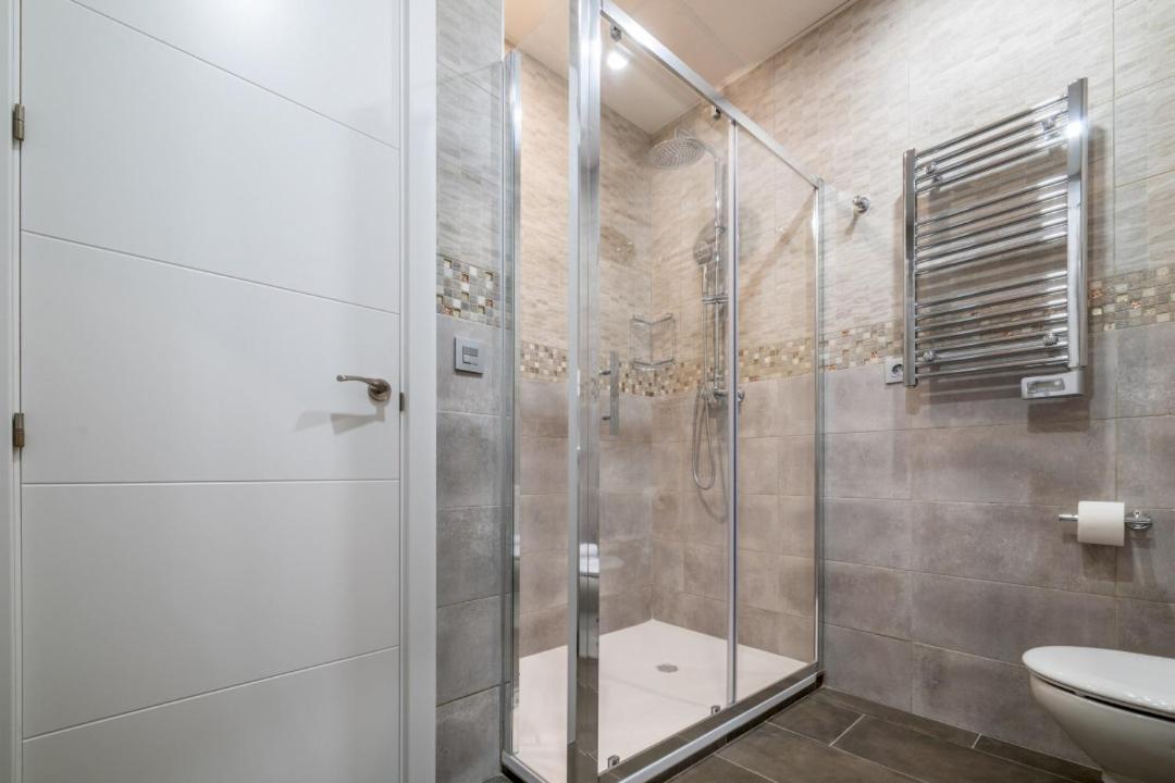2 Bedrooms 1.5 Bathrooms Furnished - Justicia - Refurbished - Mintystay Madrid Exterior foto